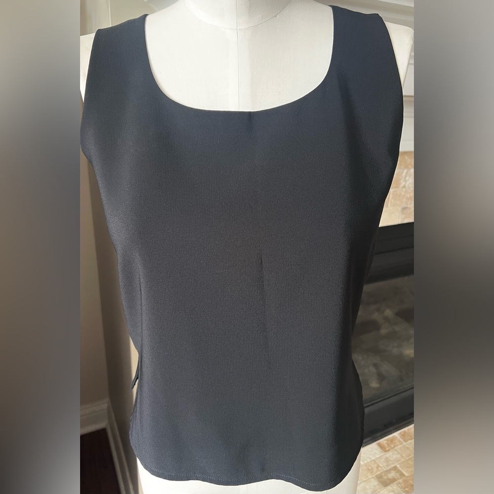 Vintage polyester Size Small black shell top made in USA 🇺🇸